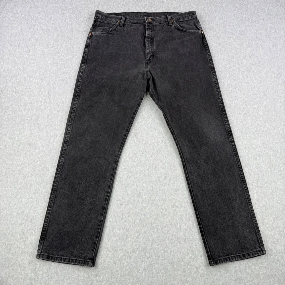 Wrangler Jeans Mens 38x32 (Fits 38x31) Black 13MWZW Cowboy Cut Western‎ Denim